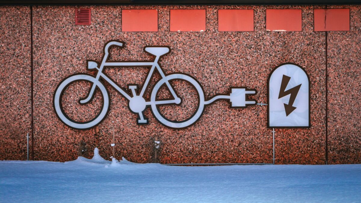 Elektroauto im Winter: Reichweite, Laden, Kosten 2026